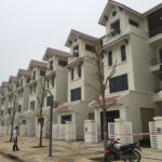 Nhà ở liên kề là gì?